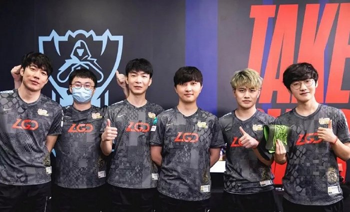 宝贵的点球 宝贵的点球