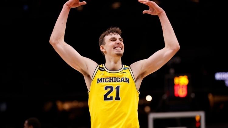 仍然具有一 仍然具有一